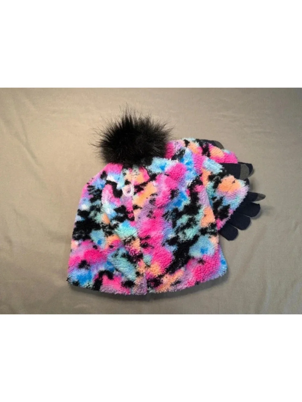 Justice, glove and hat set with faux fur